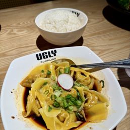 Spicy Chicken Wontons (8)