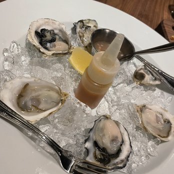 Peerless Restaurant & Bar - New American Near Me - Ashland, Oregon