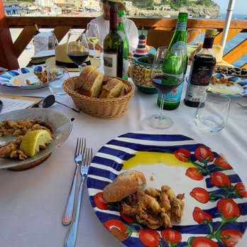 Lo Scoglio - The fried baby calamari cannot be beat! - Italian Near Me - Massa Lubrense, NA