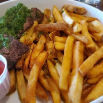 Crystal Tavern - Bavette steak and frites - American Near Me - Hamburg, New Jersey