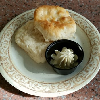 Another Broken Egg Cafe - Biscuit - Breakfast & Brunch Near Me - Winter Park, Florida