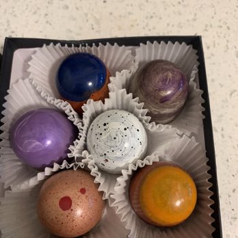 Snake & Butterfly - Truffles - 6 piece box - Gelato Near Me - Campbell, California Snake & Butterfly - Truffles - 6 piece box - Gelato Near Me - Campbell, California