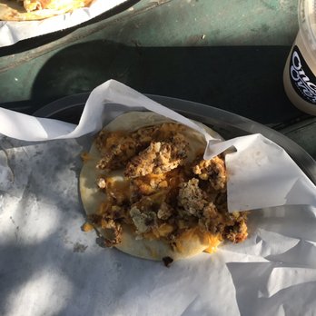 El Primo - Chorizo and egg taco - Tacos Near Me - Austin, Texas