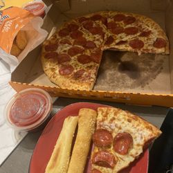 Classic Pepperoni Hot N Ready