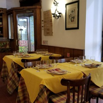 La Bruschetta - Interior - Italian Near Me - Roma, 62 La Bruschetta - Interior - Italian Near Me - Roma, 62