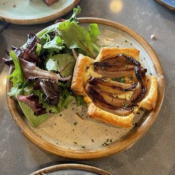 Bar Pigalle - Shallot Tarte Tatin - Cocktail Bars Near Me - Detroit, Michigan