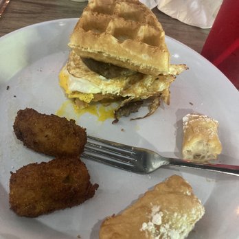 Rock'n Dough - Sliders and hash browns - Pizza Near Me - Jackson, Tennessee