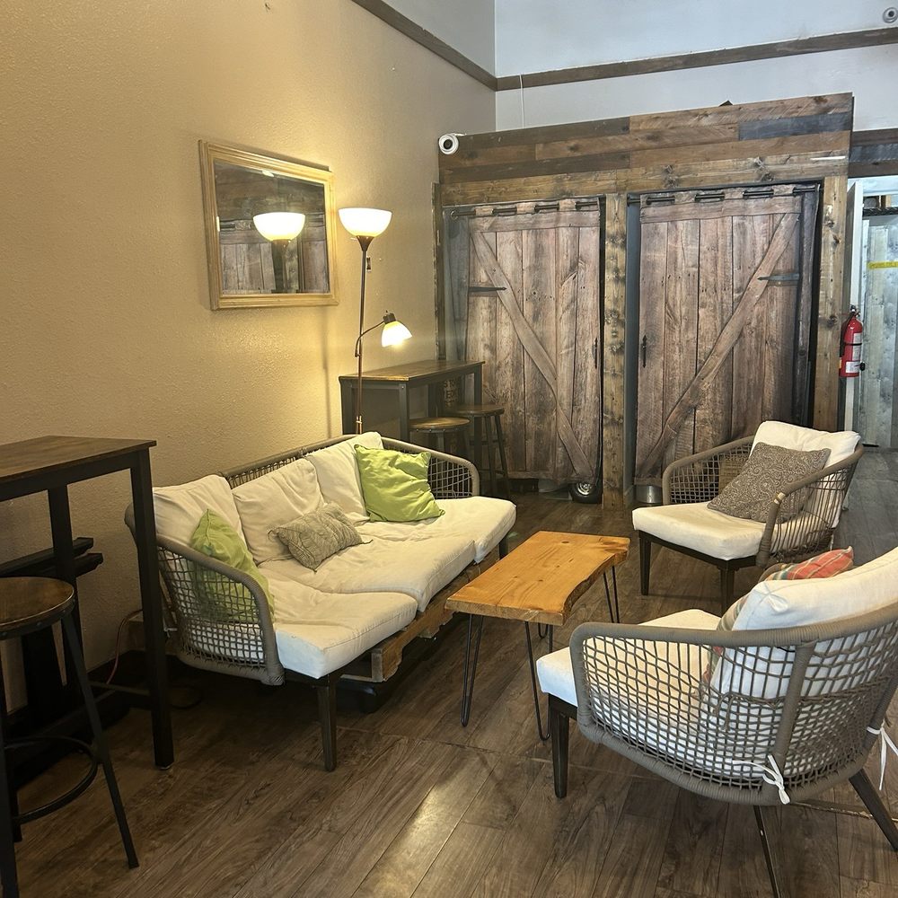 The Muddy Root - Coffee & Tea Near Me - Orlando, Florida The Muddy Root - Coffee & Tea Near Me - Orlando, Florida