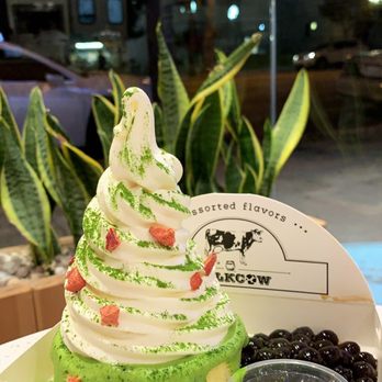 Sweet Cow Cafe - Ice Cream & Frozen Yogurt Near Me - Pasadena, California Sweet Cow Cafe - Ice Cream & Frozen Yogurt Near Me - Pasadena, California