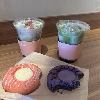 Broken Coffee - Spring Mountain - Broken cream strawberry matcha latte and broken cream matcha latte - Coffee & Tea Near Me - Las Vegas, Nevada Broken Coffee - Spring Mountain - Broken cream strawberry matcha latte and broken cream matcha latte - Coffee & Tea Near Me - Las Vegas, Nevada