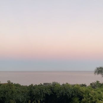 Geoffrey's Malibu - Amazing view - Seafood Near Me - Malibu, California