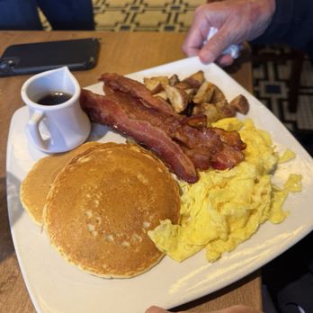 Silver Diner - Breakfast & Brunch Near Me - Nottingham, Maryland