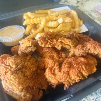 Dave's Hot Chicken - Tenders with fries - Chicken Shop Near Me - Scottsdale, Arizona Dave's Hot Chicken - Tenders with fries - Chicken Shop Near Me - Scottsdale, Arizona