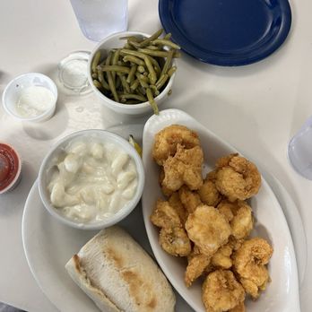 Jason's Restaurant - Sandwiches Near Me - Ocracoke, North Carolina
