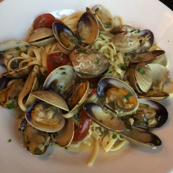 Barn Door Restaurant - Excellent quality, fabulous taste - Bars Near Me - Ridgefield, Connecticut