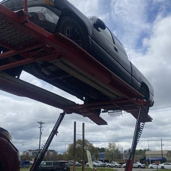 RoadRunner Auto Transport - My truck properly secured on the ramp - Vehicle Shipping Near Me - Bethpage, New York RoadRunner Auto Transport - My truck properly secured on the ramp - Vehicle Shipping Near Me - Bethpage, New York