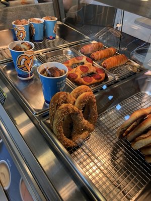 Auntie Anne's by null