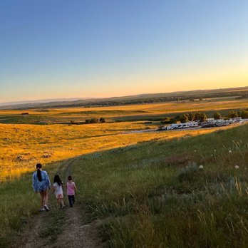 7th Ranch Rv Camp - Campgrounds Near Me - Garryowen, Montana