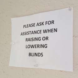Dari-Delite Restaurant - Why have a sign printed when you have thumb tacks?