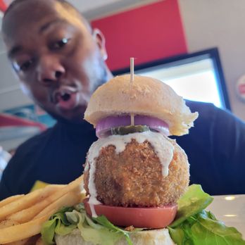GAS- Full Service Restaurant - The Jalepeño popper burger - American Near Me - St. Augustine, Florida