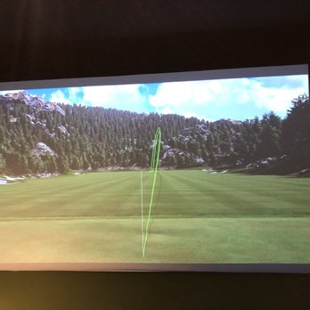 PXG Chicago North - Indoor screen w/ shot tracker. - Golf Equipment Near Me - Northbrook, Illinois