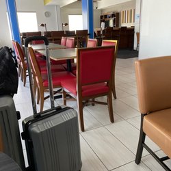 Holiday Inn Express & Suites Roseville - Galleria Area