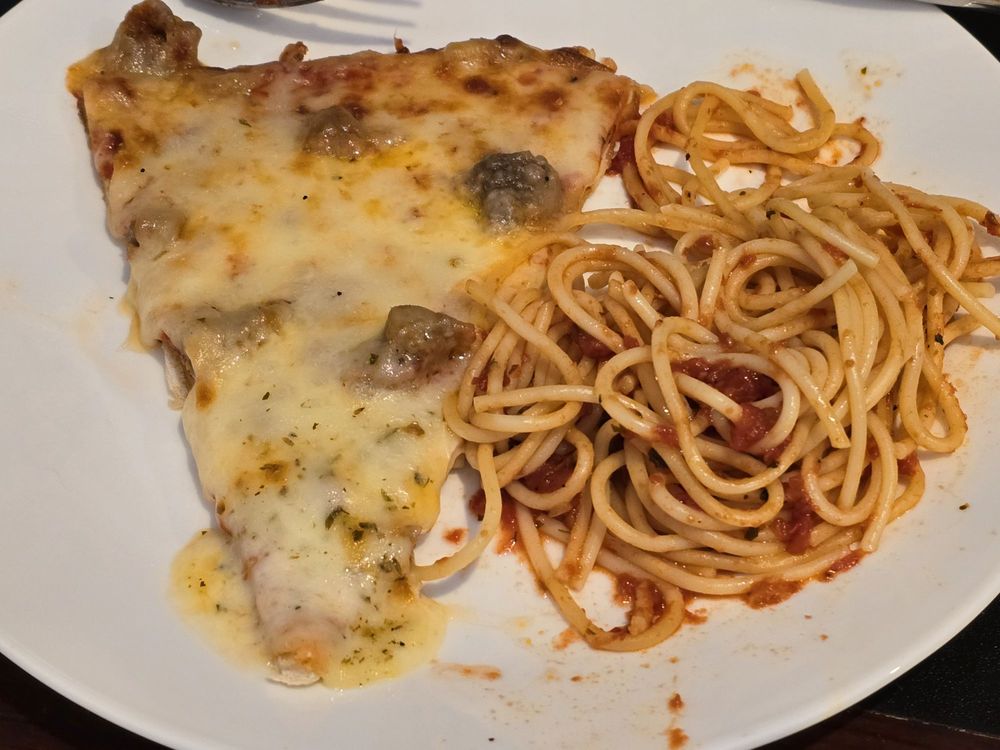 MUG’S PIZZA & RIBS Updated October 2024 39 Photos & 58 Reviews