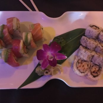 Sushi Simon - On the left is the Rainbow roll, on the right is the Bahama roll - Sushi Bars Near Me - Boynton Beach, Florida Sushi Simon - On the left is the Rainbow roll, on the right is the Bahama roll - Sushi Bars Near Me - Boynton Beach, Florida