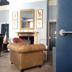 Turl Street Kitchen - Lounge area on second floor with comfortable seating.