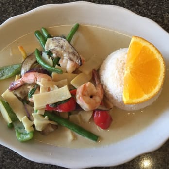 Thaitation - Green Curry with Shrimp (lunch) - Thai Near Me - Boston, Massachusetts Thaitation - Green Curry with Shrimp (lunch) - Thai Near Me - Boston, Massachusetts