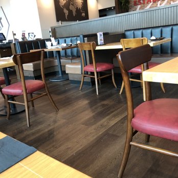 TGI Fridays - Bars Near Me - Narre Warren, VIC