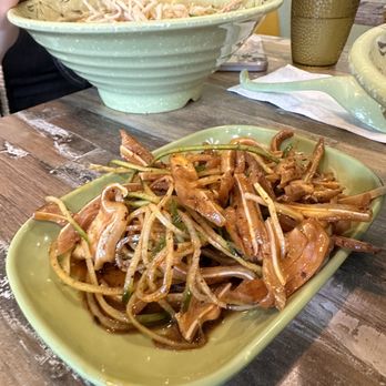 Yee's Hand Pulled Noodle - Noodles Near Me - Toronto, Ontario