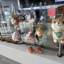 Chakaa Tea Cafe - Key chains, toys