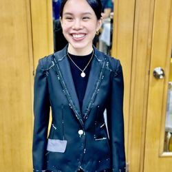 Sam's Tailor - #filipino  #royalty  #samsmuse  #giftwrapped IN MY #4dfit #roshanmelwani #samstailor #tiktoktailor #celebritytailor #bespokesuits #hongkong