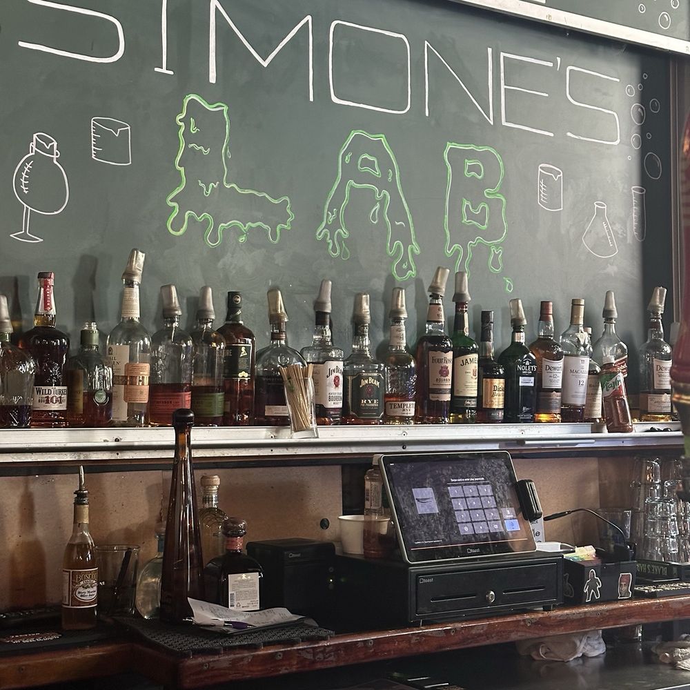 Simone's Bar - Lounges Near Me - Chicago, Illinois Simone's Bar - Lounges Near Me - Chicago, Illinois