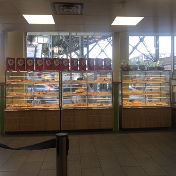 Fay Da Bakery - Bakeries Near Me - Woodside, New York