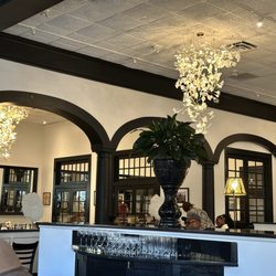 Southern Kitchen - Dining room