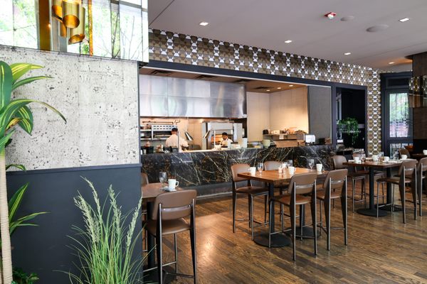 Sable Kitchen & Bar by null