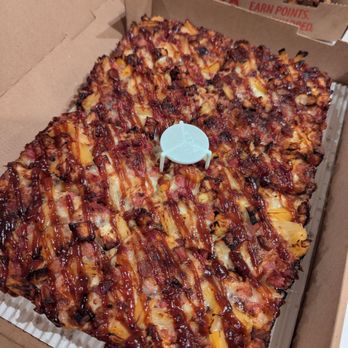 Jet's Pizza - Aloha bbq - Pizza Near Me - Prospect Heights, Illinois