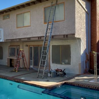 Newman's painting - Back Prepping - Painters Near Me - Santa Ana, California Newman's painting - Back Prepping - Painters Near Me - Santa Ana, California