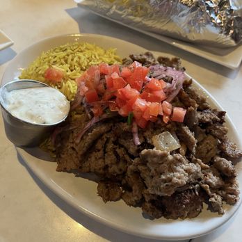 Tanoor Bellevue - Gyro Plate with Yellow Rice - Halal Near Me - Bellevue, Washington