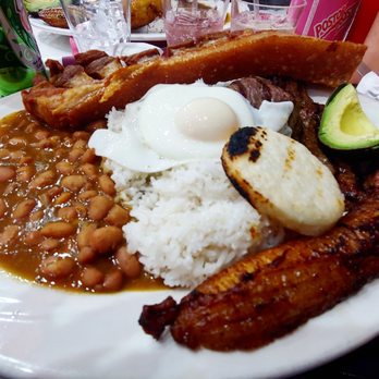 Punto Rojo - Bandeja Paisa - Colombian Near Me - Queens, New York