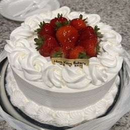 Strawberry tres leches cake Strawberry tres leches cake
