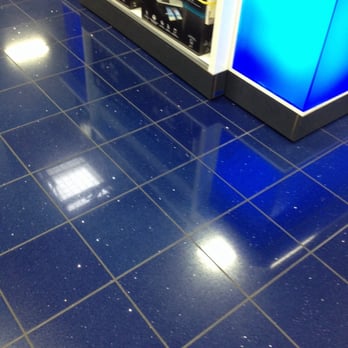 Best Buy - Pasadena - The floor had reflective speckles that blinked at me - very funky to walk on. - Appliances Near Me - Pasadena, Texas