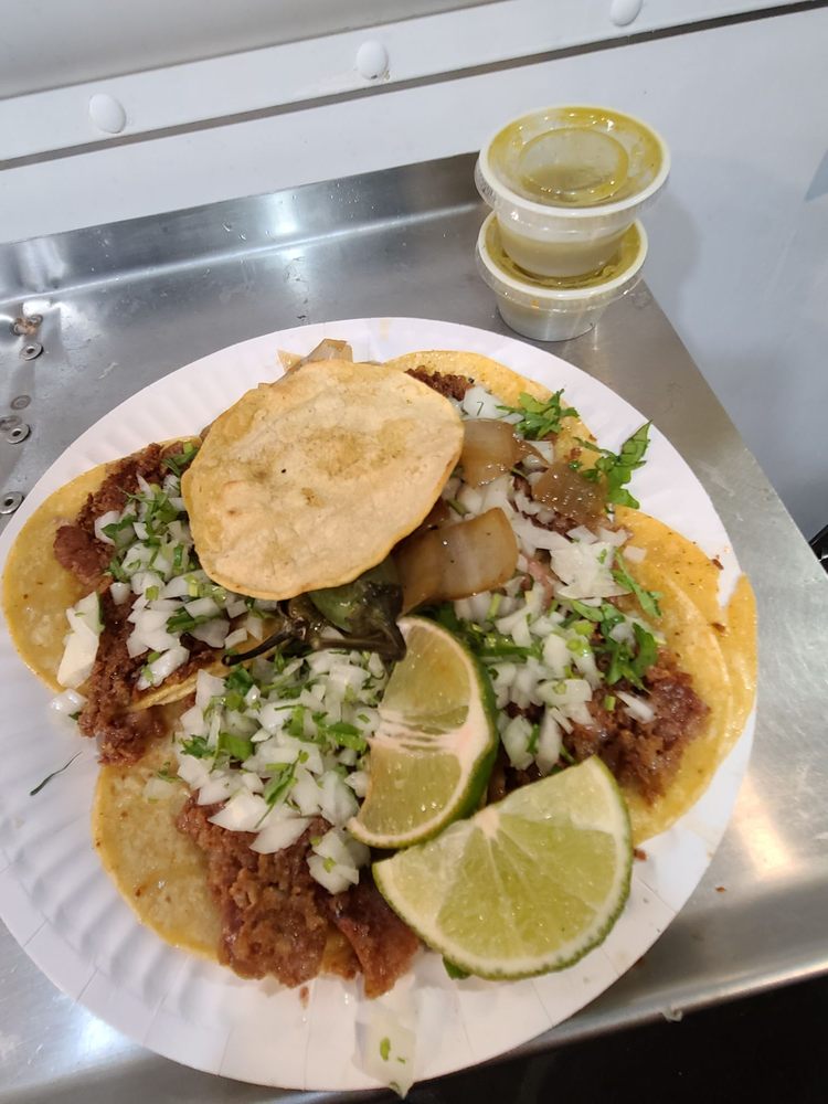 TACOS LA CHATA Updated May 2024 32 Photos & 13 Reviews 3100 E