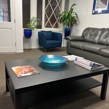 Seal Beach Chiropractic Center - Lobby waiting room - Chiropractors Near Me - Seal Beach, California Seal Beach Chiropractic Center - Lobby waiting room - Chiropractors Near Me - Seal Beach, California