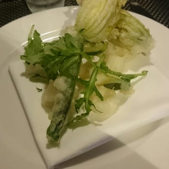 Dakota - Courgette flower and squid tempura - Hotels Near Me - Glasgow, GLG