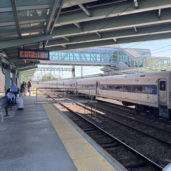 Fairfield Metro Train Station - Train Stations Near Me - Fairfield, Connecticut Fairfield Metro Train Station - Train Stations Near Me - Fairfield, Connecticut