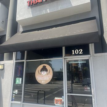 Kaohorm Kitchen - Exterior of the restaurant - Thai Near Me - Sherman Oaks, California