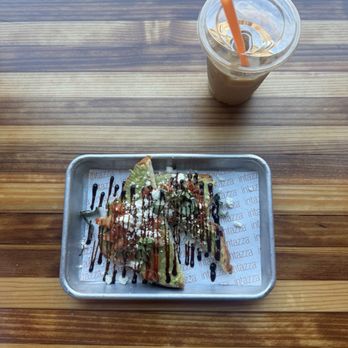 Intazza Coffee Works - Vanilla Latte - Coffee & Tea Near Me - Murrieta, California Intazza Coffee Works - Vanilla Latte - Coffee & Tea Near Me - Murrieta, California